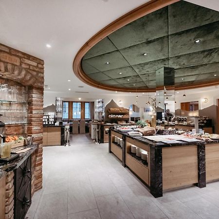 Hotel Salzburger Hof Заухензее Екстериор снимка