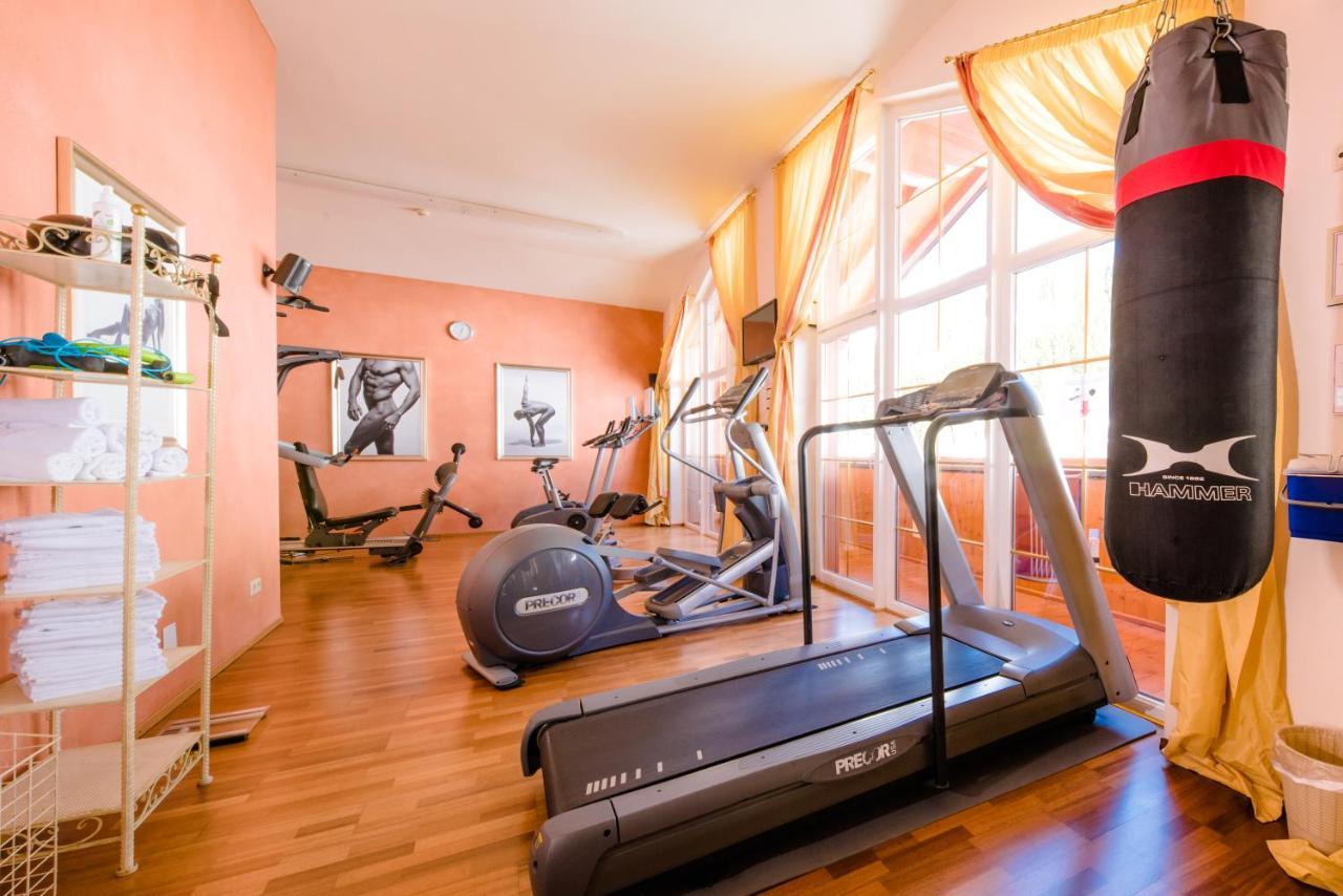 Hotel Salzburger Hof Заухензее Екстериор снимка
